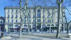 Carcassonne - Façade de l'Hotel Terminus vu du Square André Chénier - © Didier Descouens - 2019-03-05