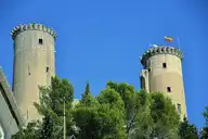 Châteaurenard - Château féodal - © Cyril-83 - 2016-08-01