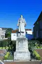 Luisant - Monument aux morts - © Le Passant - 2017-08-06