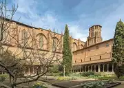Toulouse - Augustins Grand cloître et clocher des Augustins - © Didier Descouens - 2018-02-16 Toulouse - Augustins Grand cloître et clocher des Augustins - © Didier Descouens - 2018-02-16