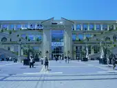 Montpellier - Le centre commercial du quartier Antigone - © Henri MOREAU - 2010