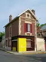 Vineuil - Saint-Firmin , rue de la République - © P.poschadel - 2011-05-21