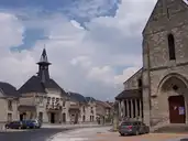 Bétheny - Betheny-église et mairie - © Mélanie Huguet - 2009-06-26 Bétheny - Betheny-église et mairie - © Mélanie Huguet - 2009-06-26