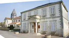 Sarry - Mairie cimetière église - © Garitan Sarry - Mairie cimetière église - © Garitan