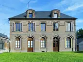 Grandvilliers - Brombos - Mairie-école - IMG - © Claude villetaneuse - 2019-08-16