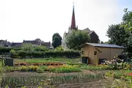 Achicourt - Jardin, Église - © Pir6mon Achicourt - Jardin, Église - © Pir6mon