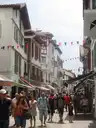 Saint-Jean-de-Luz - Rue Gambetta juin - © Thomon - 2017-06-25