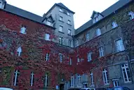 Mâcon - Facade de la cour d'honneur - © Jlpigache - 2012-10-25