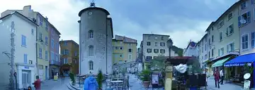 Hyères - Hyeres - panoramic view of the central plaza - © Bichot - 2005-09-20