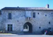 Poitiers - LogisabbatialFontaineleComte - © Archeos - 2004-06-12