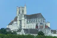 Auxerre - Cathédrale Saint-Étienne - Extérieur - © Benjamin Smith - 2025-08-13
